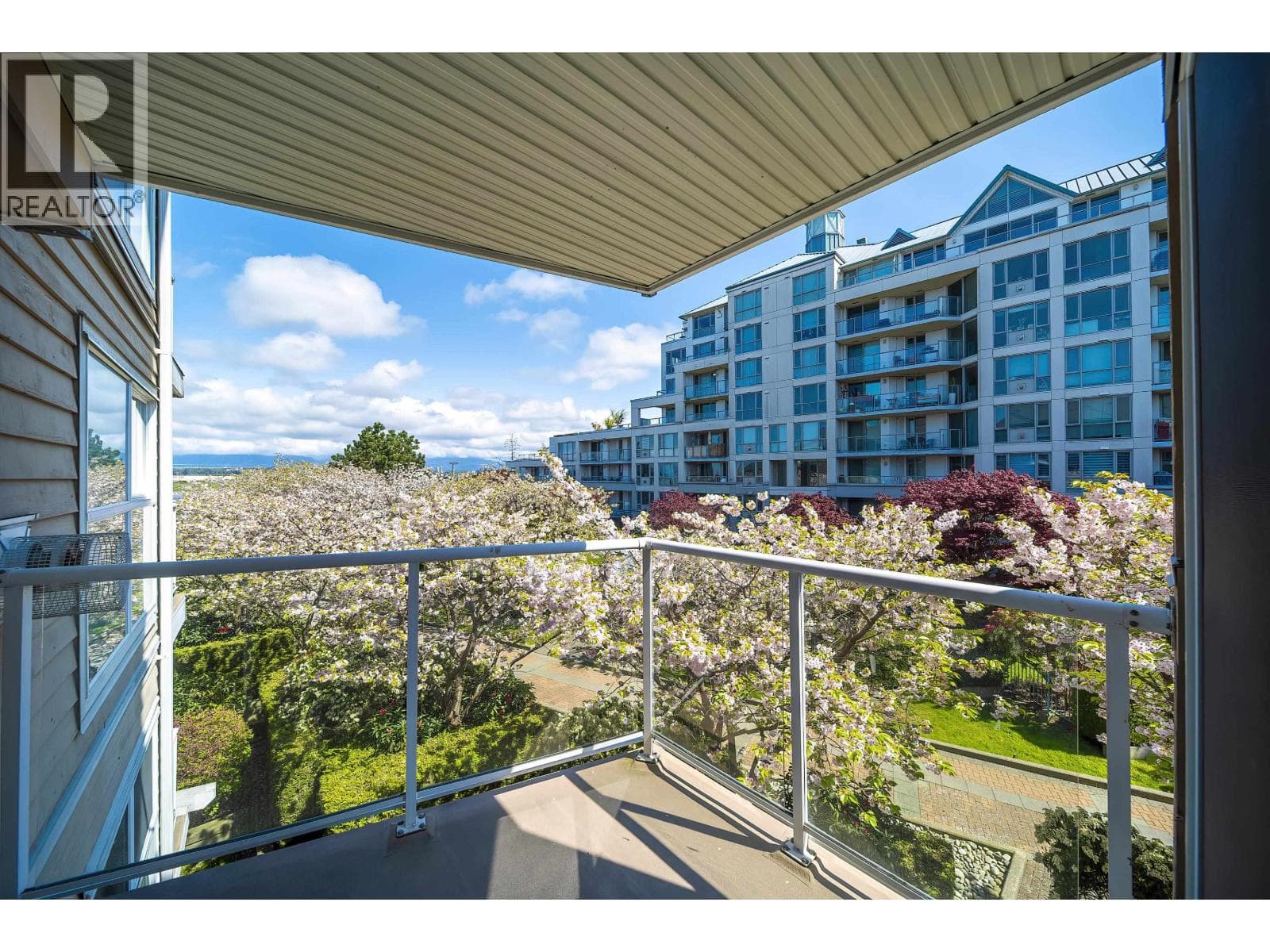 311 5880 DOVER CRESCENT, Greater Vancouver