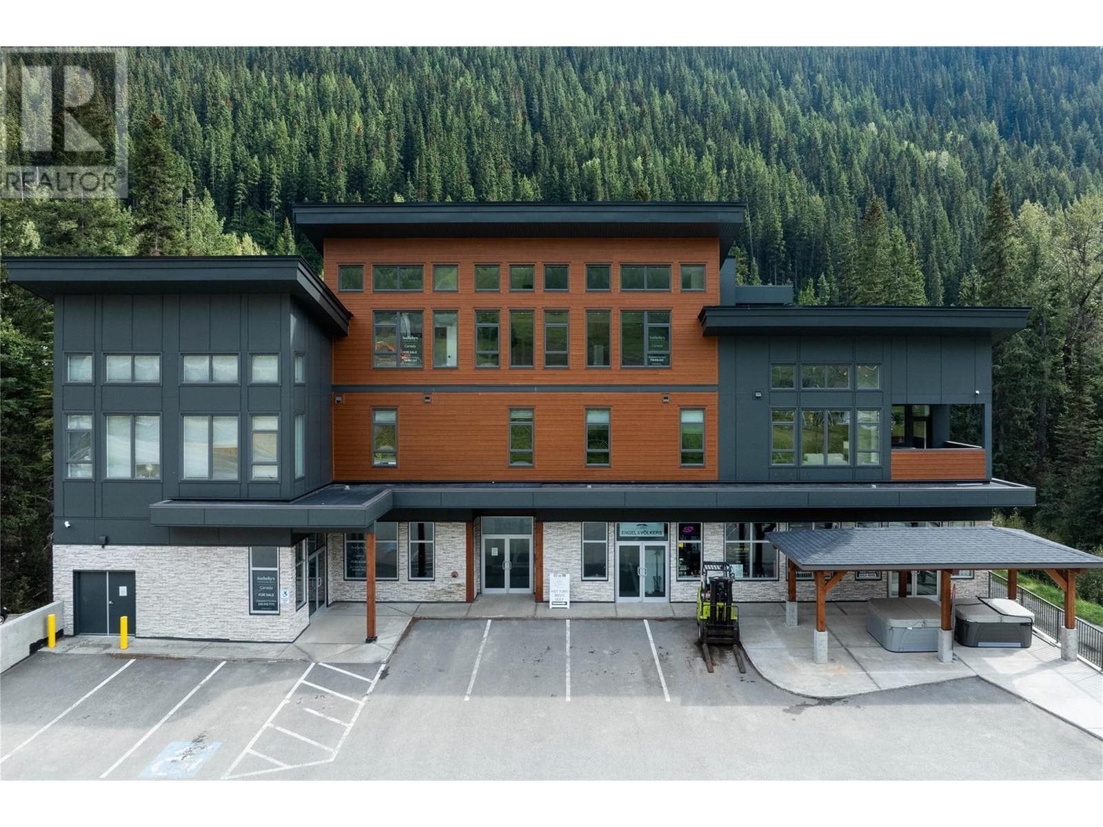1130 SUN PEAKS Road Unit# CRU-B in 