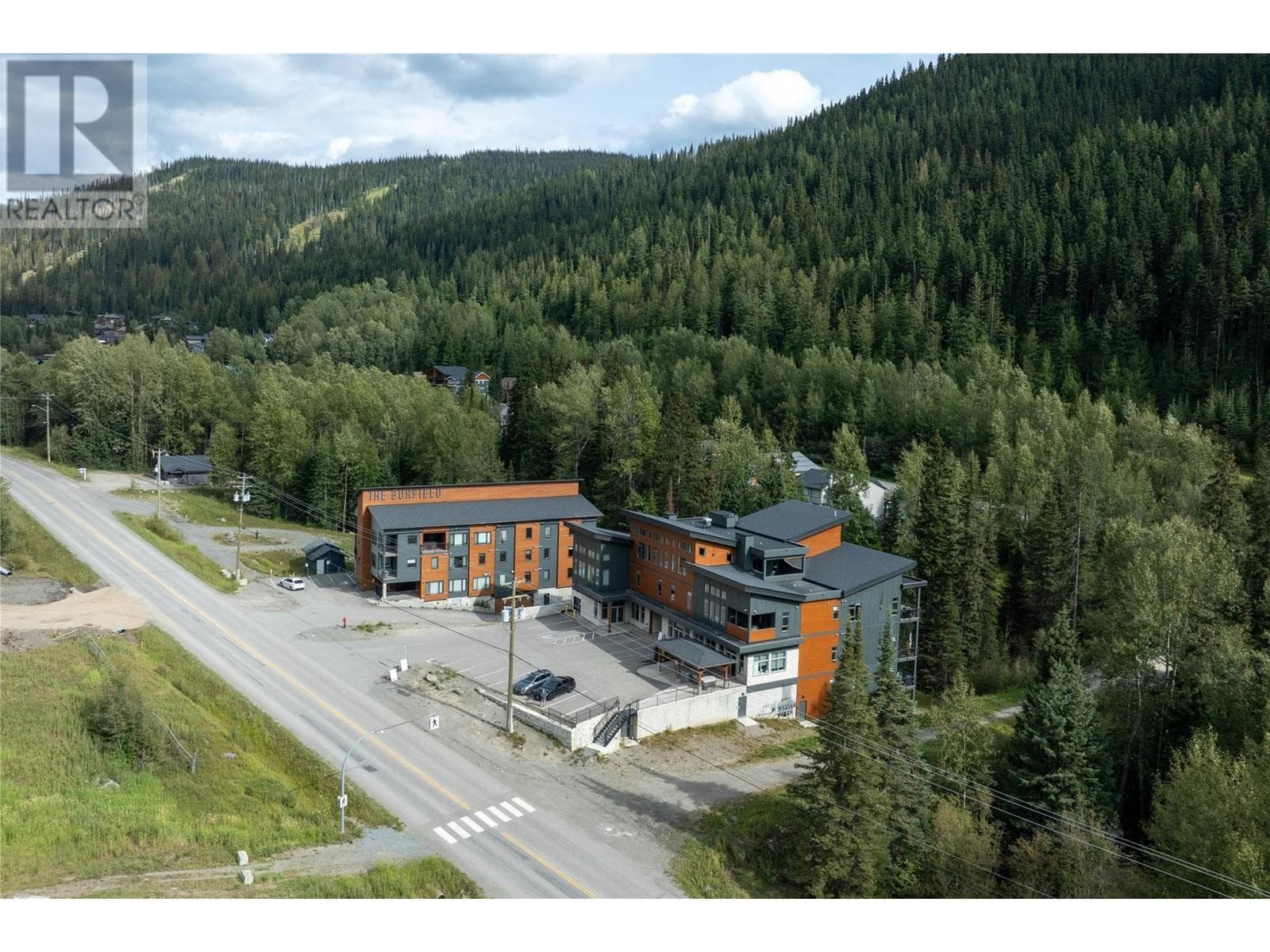 1130 SUN PEAKS Road Unit# CRU-B, Interior REALTORS® — photo 2