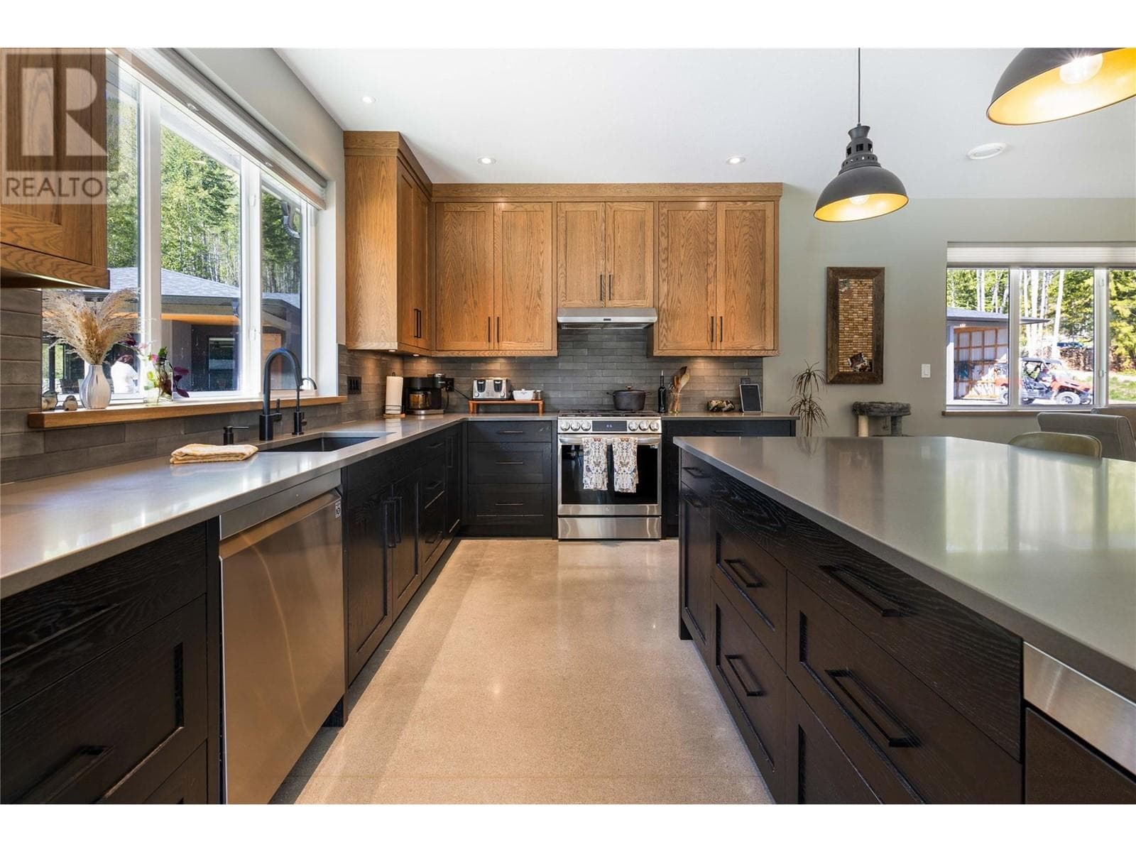 6400 1 Avenue NW, Interior REALTORS® — photo 4