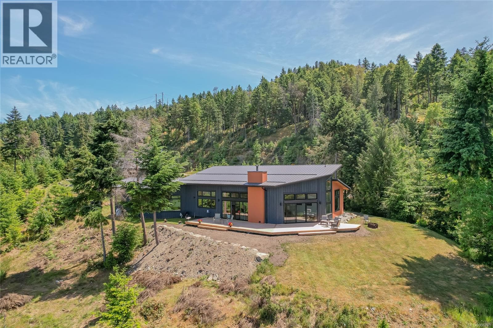 153 SOUTHERN WAY in 