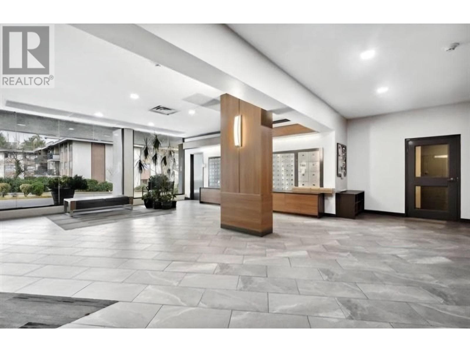 2007 3980 CARRIGAN COURT, Greater Vancouver — photo 2