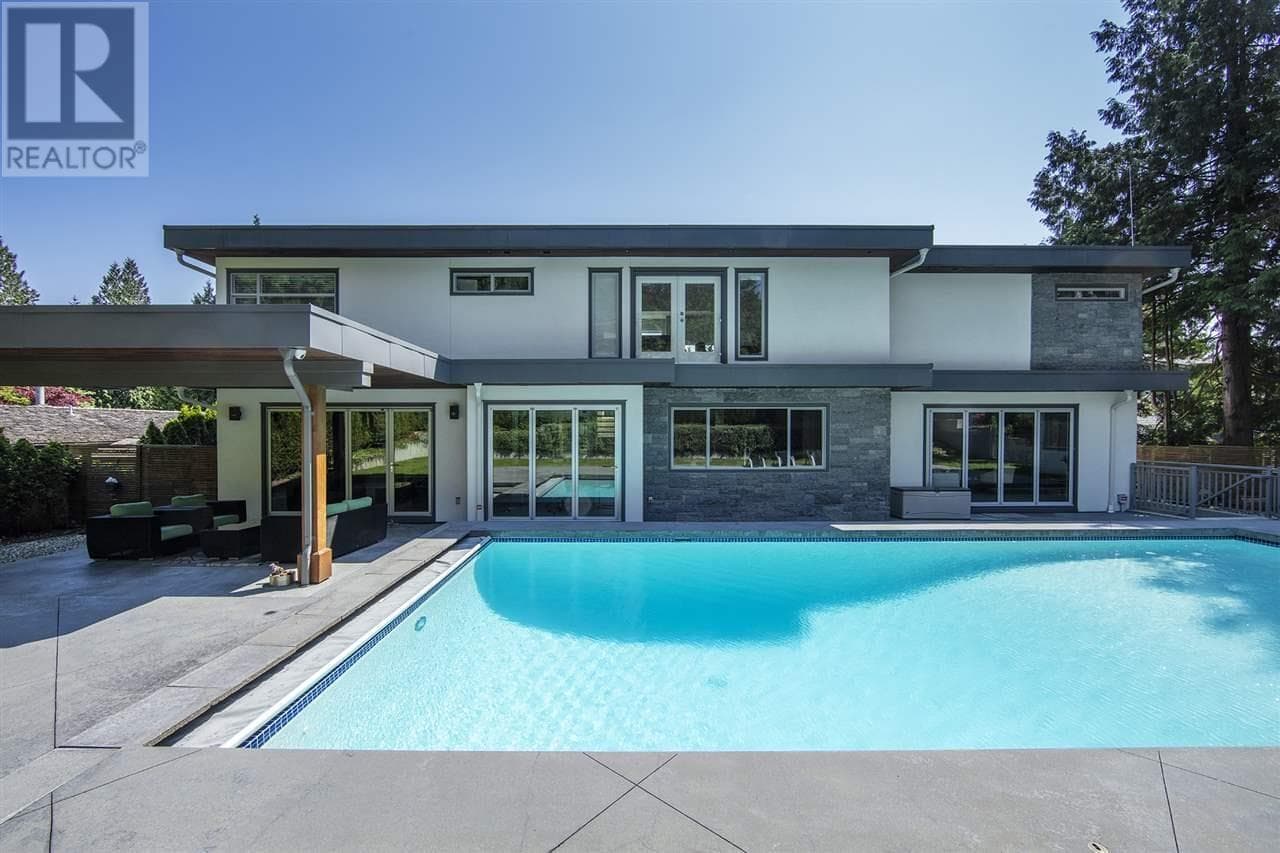 3771 SOUTHRIDGE AVENUE, Greater Vancouver