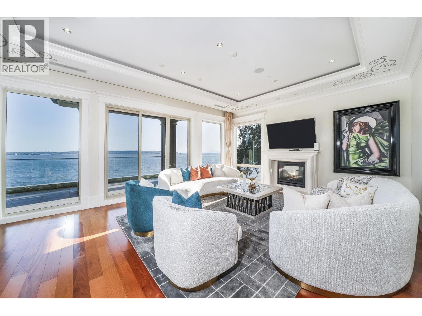 3008 PROCTER AVENUE, Greater Vancouver — photo 3