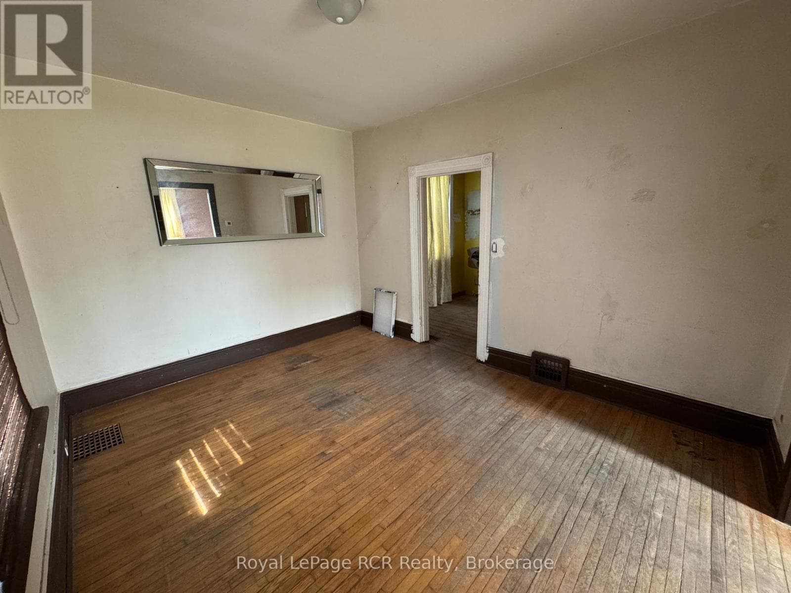 966 3RD AVENUE WEST, OnePoint — photo 4