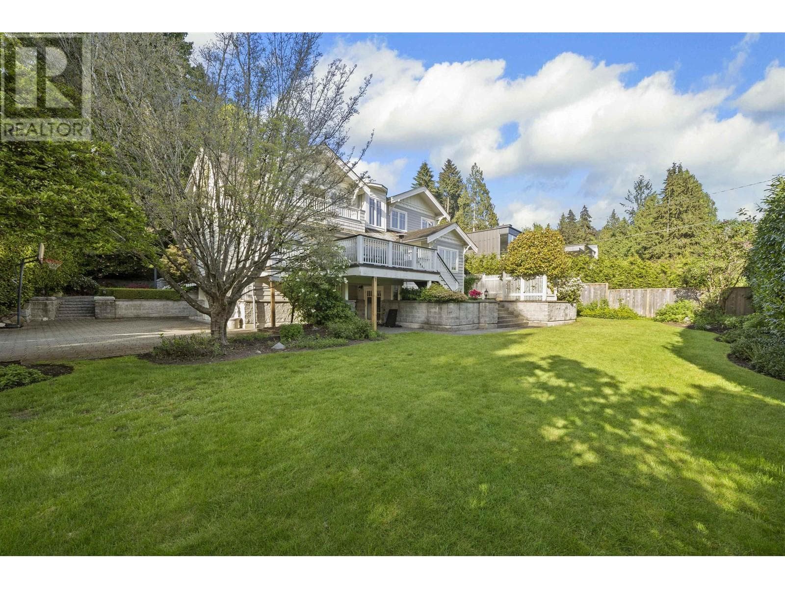 4075 ROSE CRESCENT, Greater Vancouver — photo 4
