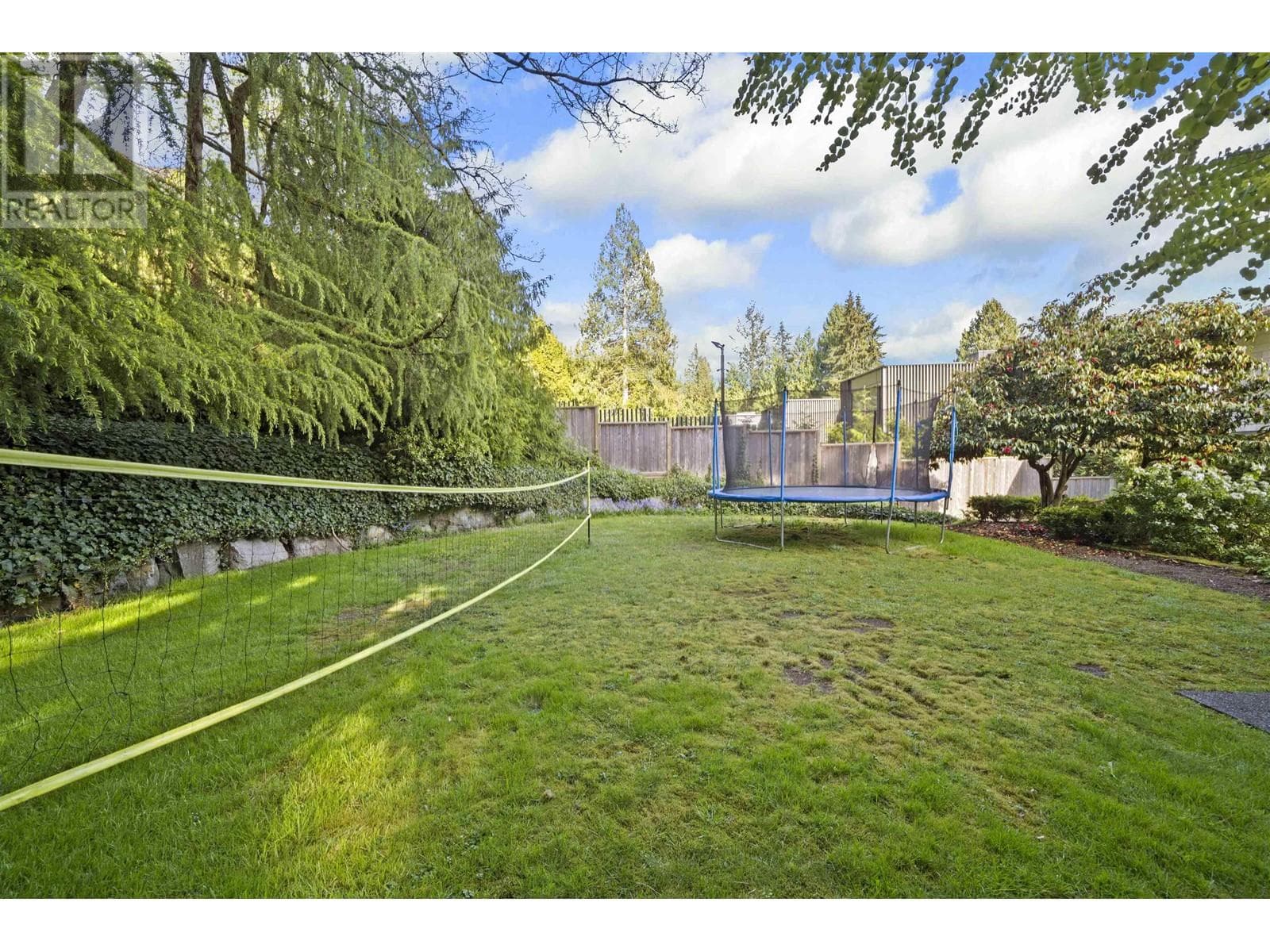 4075 ROSE CRESCENT, Greater Vancouver — photo 3