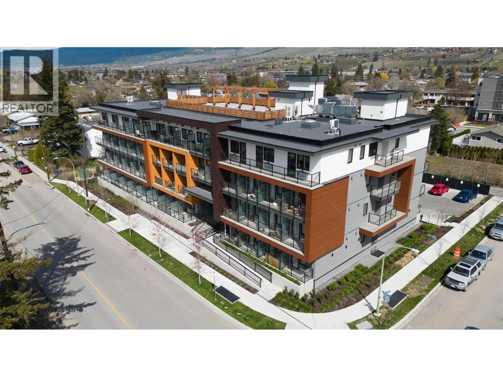 345 DOUGALL ROAD NORTH UNIT 210, Interior REALTORS® — photo 2