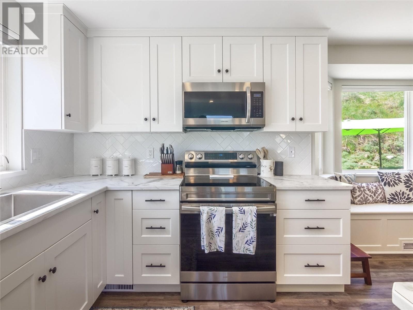 107 UPLANDS DRIVE, Interior REALTORS® — photo 3