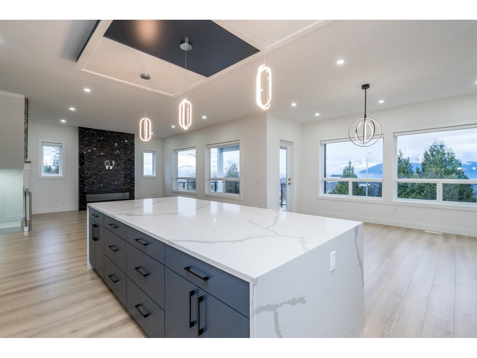 8202 NIXON ROAD EASTERN HILLSIDES — photo 5