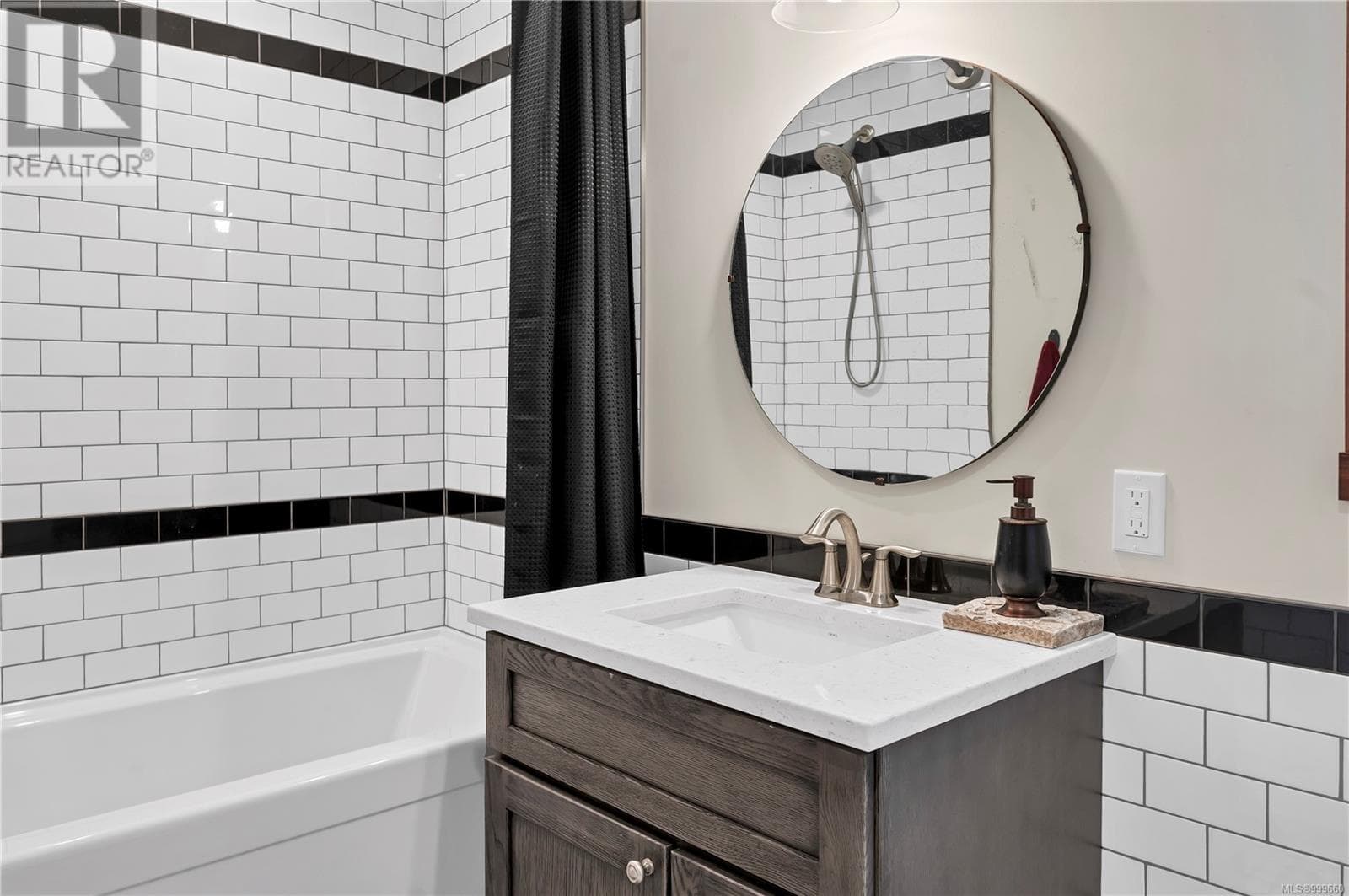 1646 KANISH VIEW DRIVE — photo 3