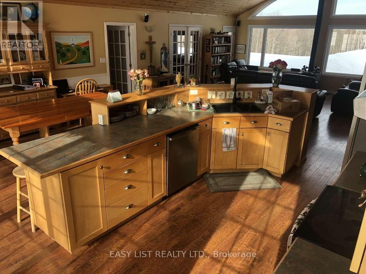 535 PERRIER ROAD, Ottawa — photo 5