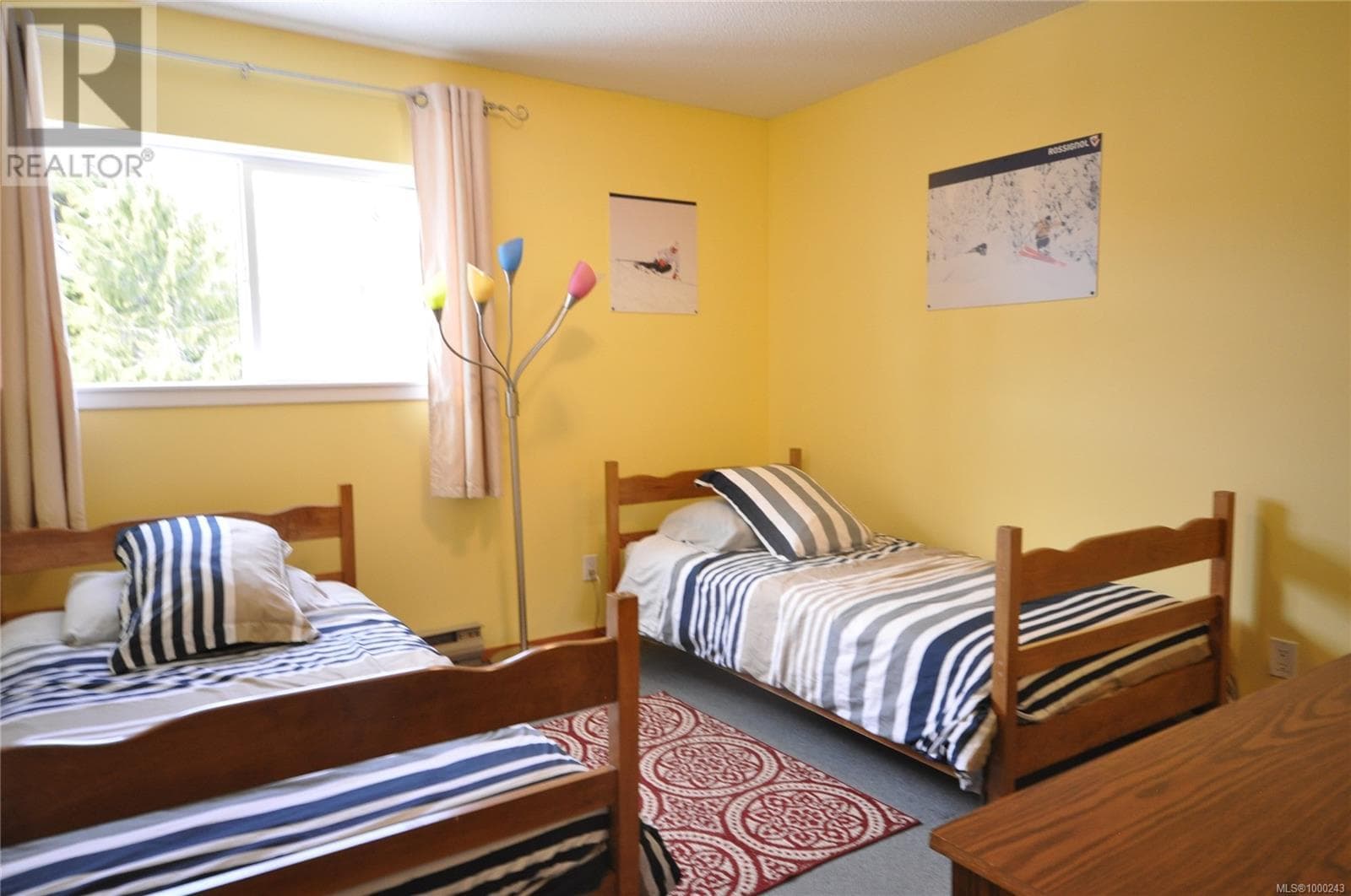 307 695 CASTLE CRAG CRESCENT — photo 3