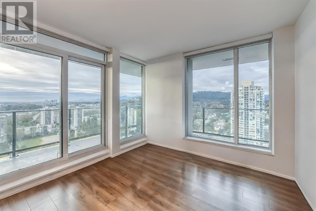 2710 3809 EVERGREEN PLAZA, Greater Vancouver — photo 3