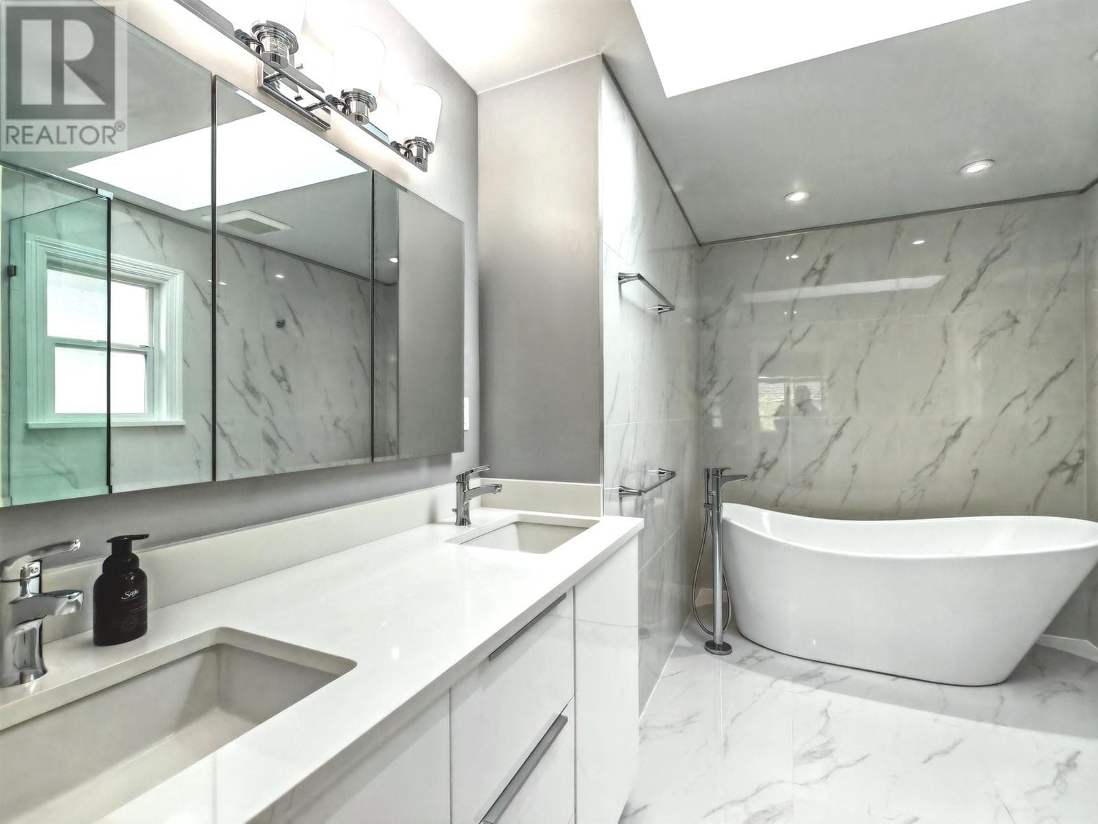 6451 COMSTOCK ROAD, Greater Vancouver — photo 3