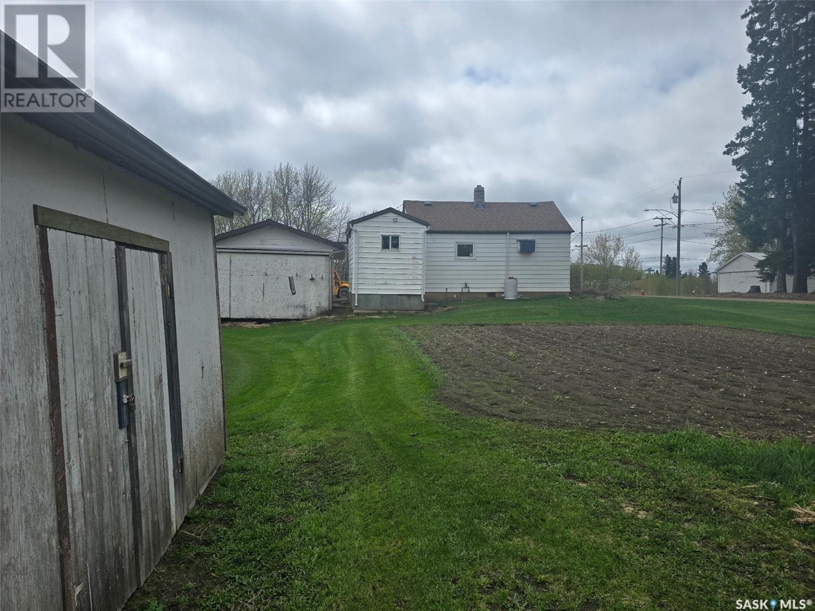 200 RAILWAY AVENUE NORTH, Saskatchewan — photo 4