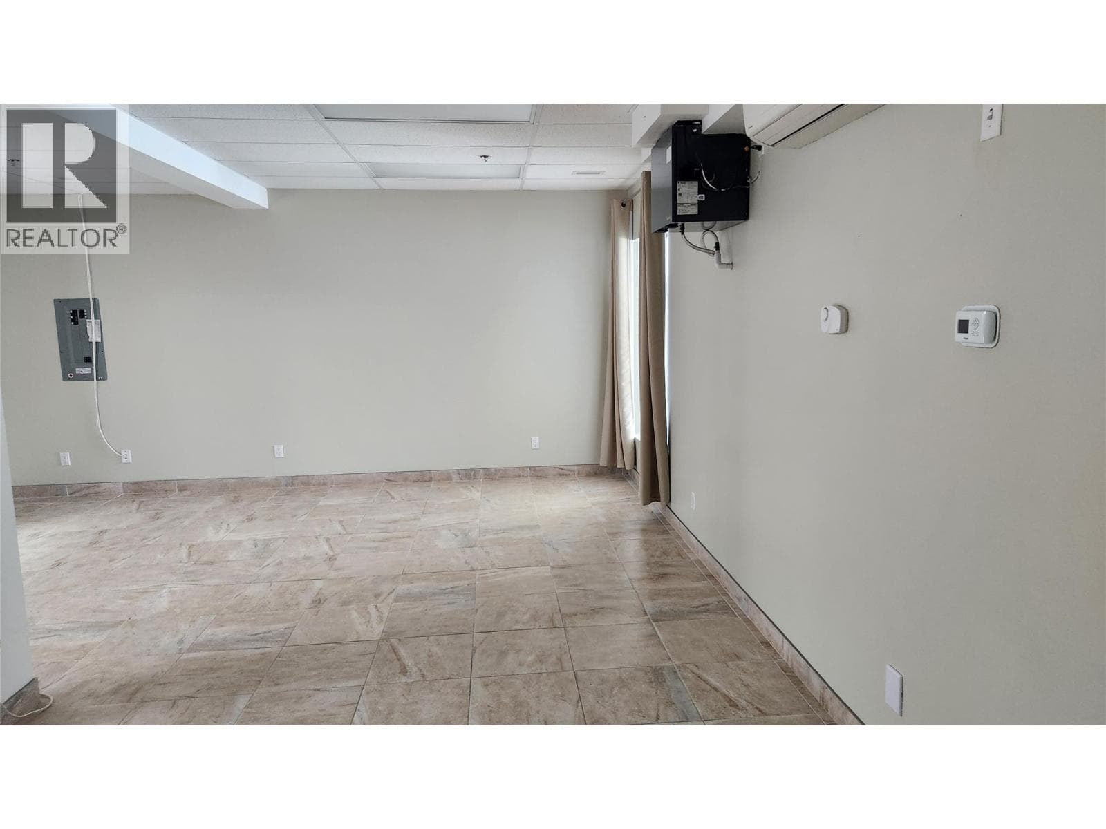 535 MAIN Street Unit# 135, Interior REALTORS® — photo 4