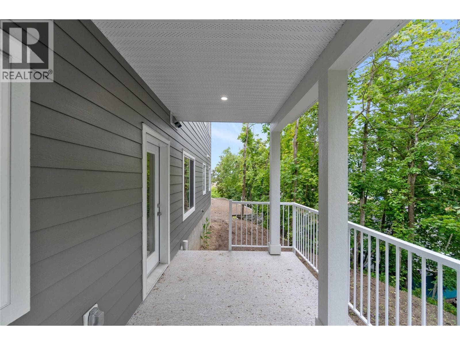 806 CLIFF AVENUE UNIT 104, Interior REALTORS® — photo 4
