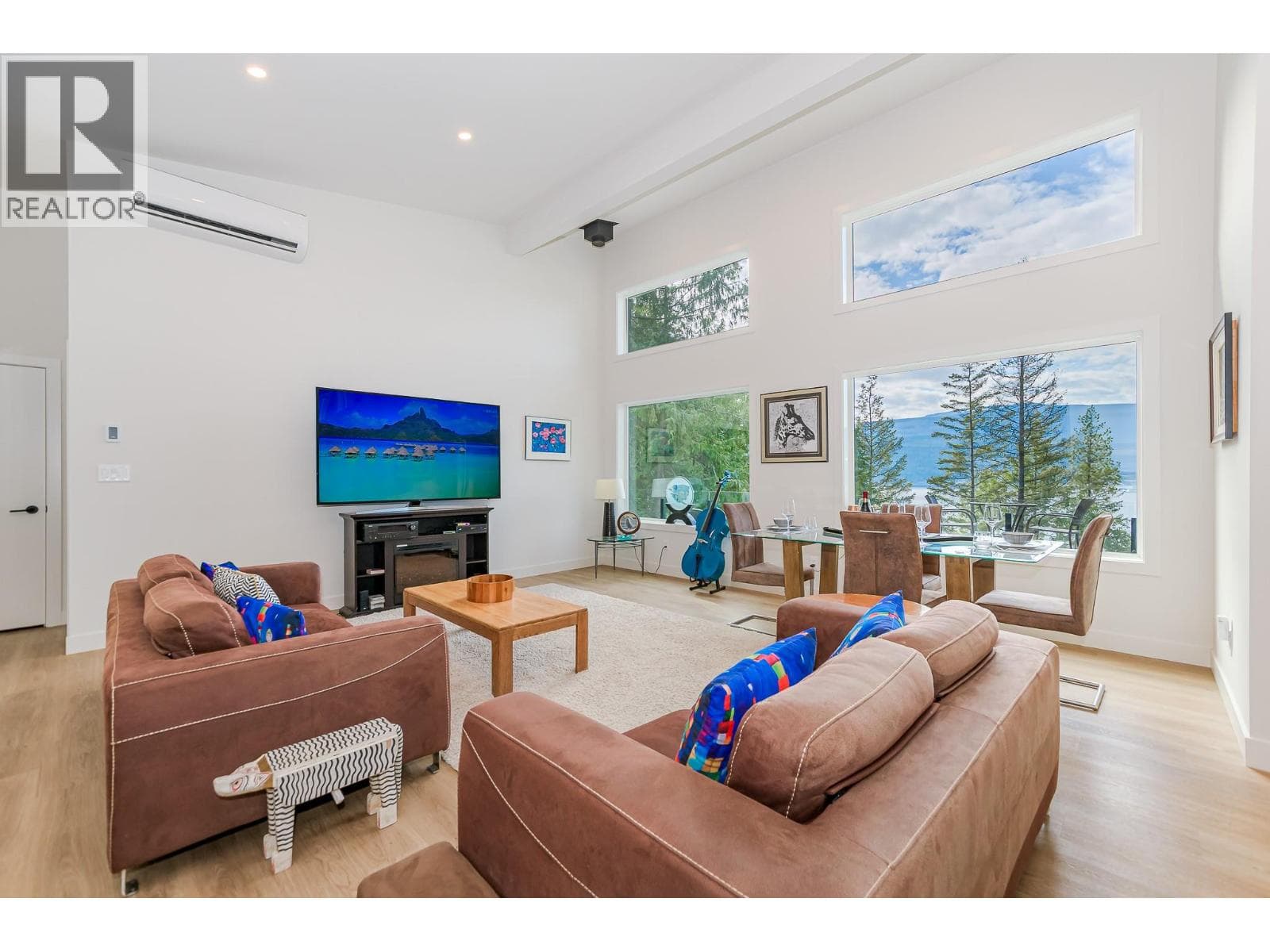 7750 GOLF RUN ROAD, Interior REALTORS® — photo 4