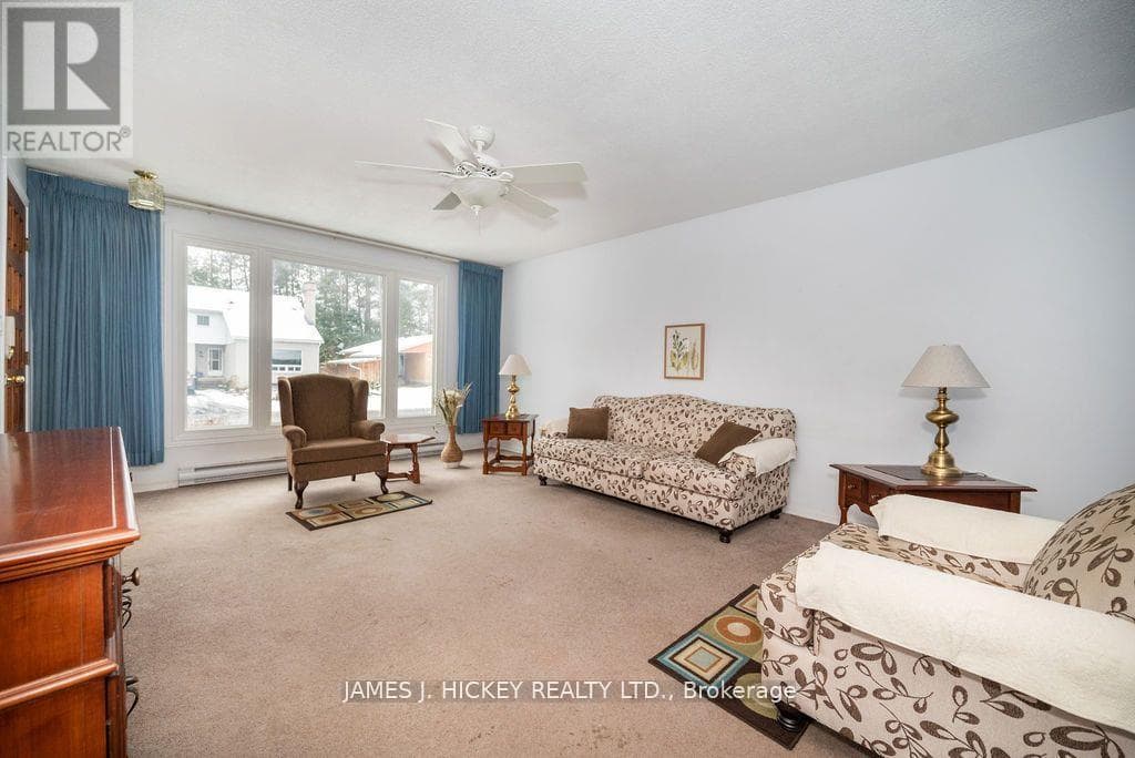 11 HAMMOND COURT, Renfrew County — photo 2