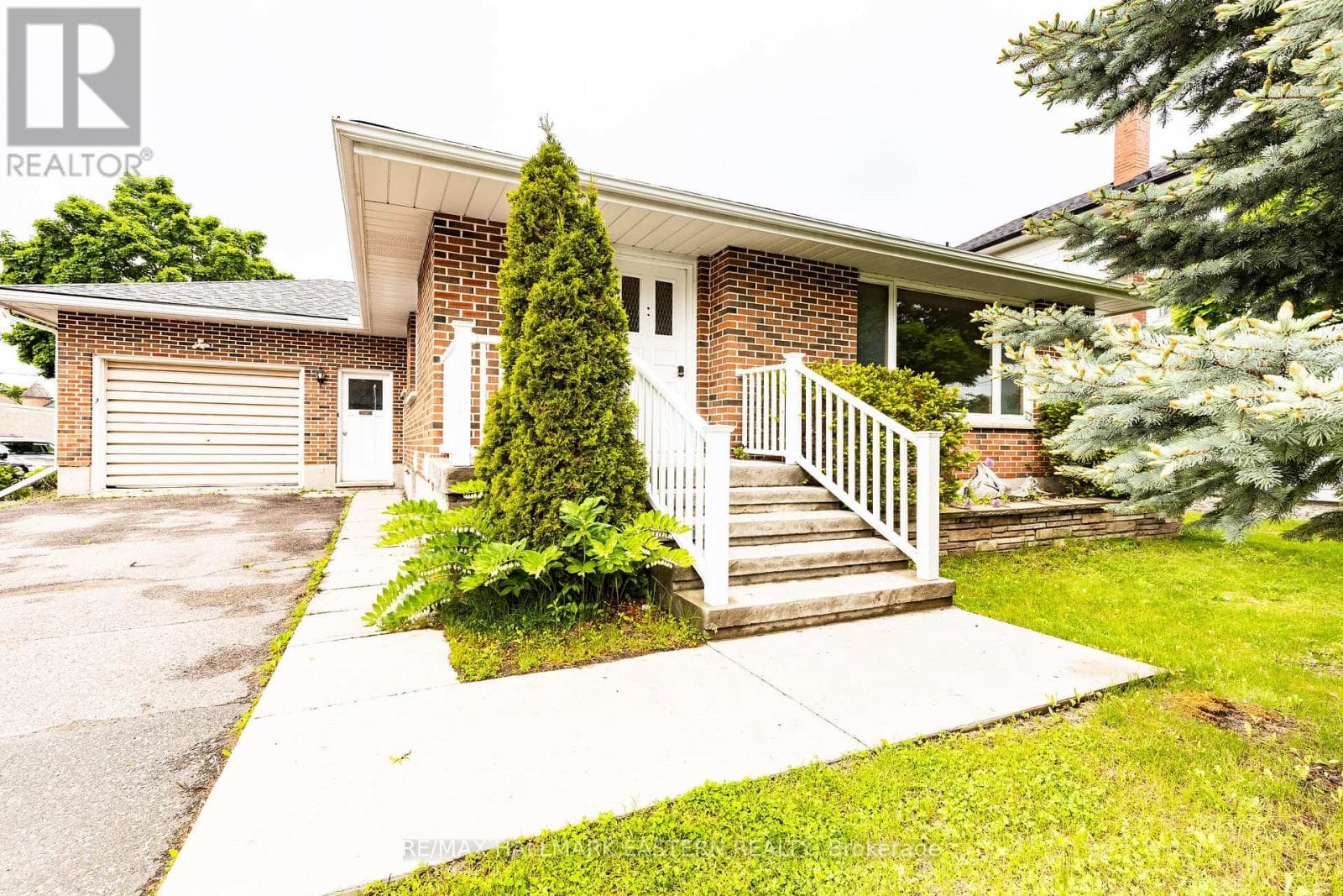 66 DOXSEE AVENUE NORTH, Central Lakes