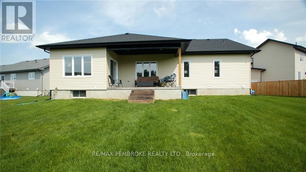 370 MURPHY ROAD, Renfrew County — photo 2