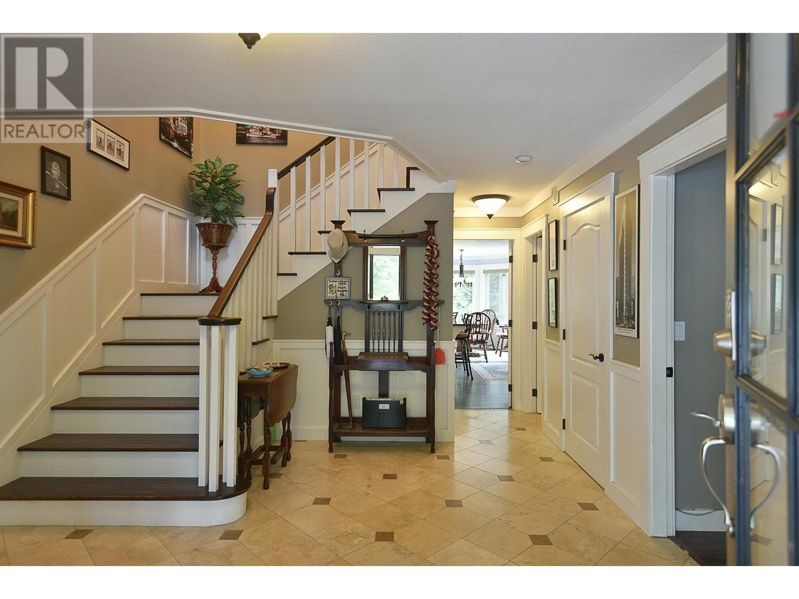 1377 ROBERTS CREEK ROAD, Greater Vancouver — photo 4