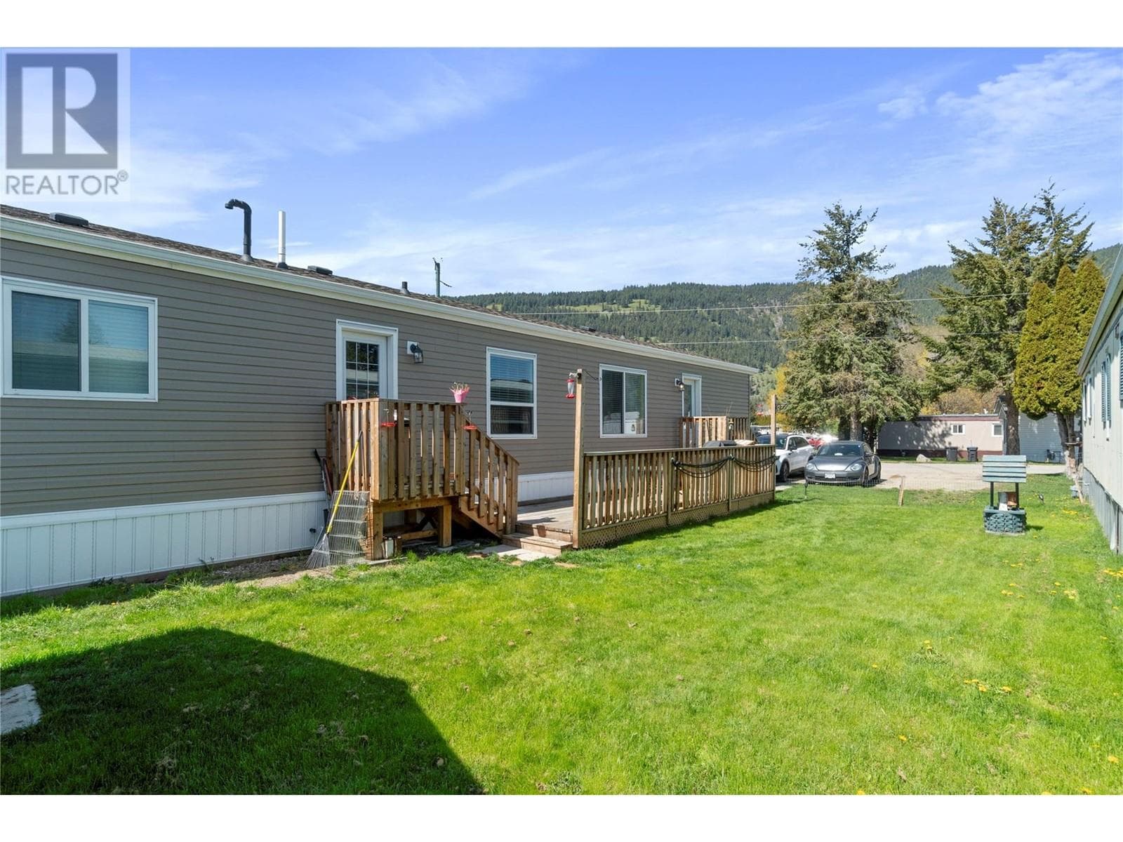 504 PINE STREET UNIT 3, Interior REALTORS® — photo 2