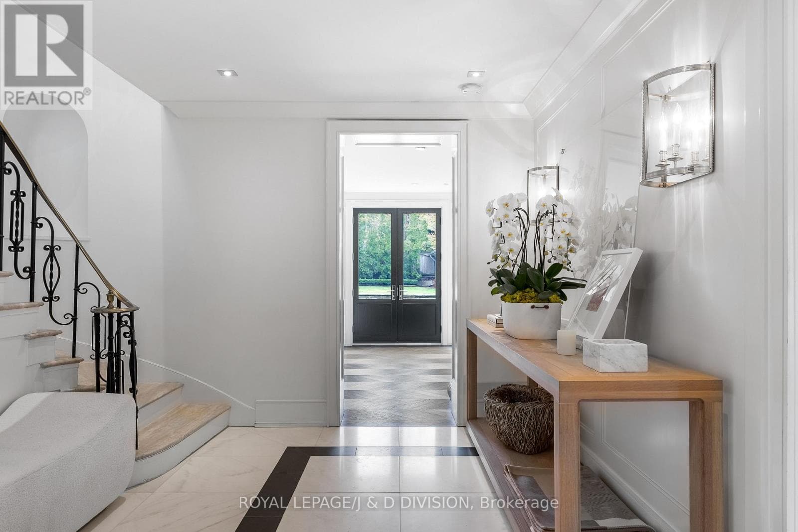 148 FOREST HILL ROAD, Toronto — photo 5
