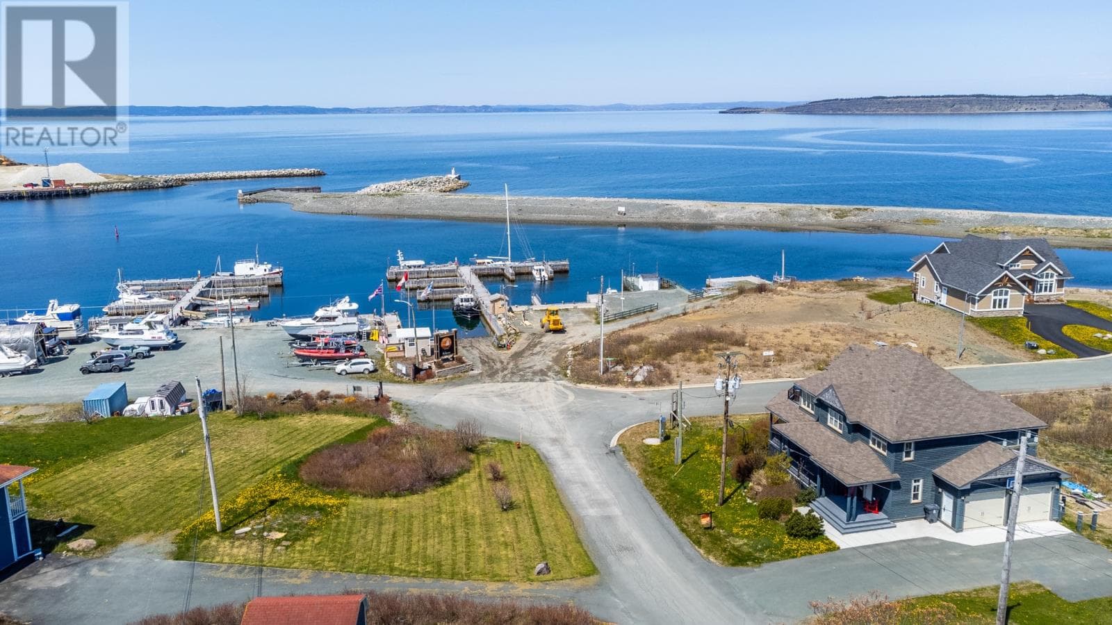 2 COMMODORE PLAZA, Newfoundland & Labrador — photo 5