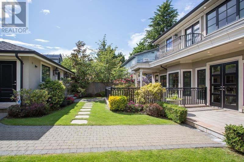 4416 WEST 11TH AVENUE, Greater Vancouver — photo 3