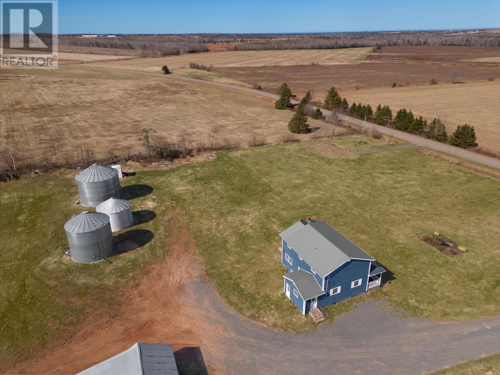 386 WINDON ROAD, PEIA — photo 2