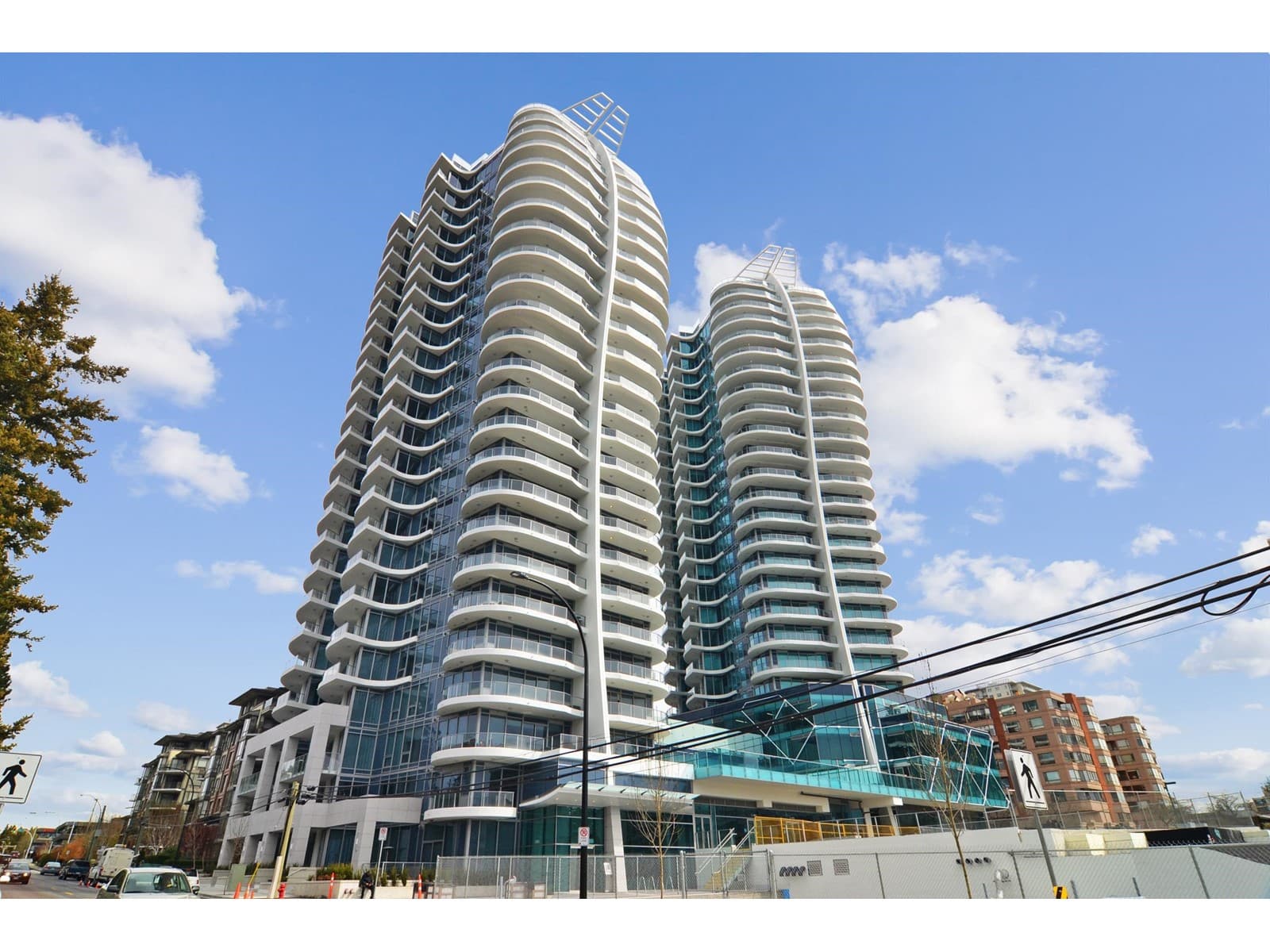 506 1500 MARTIN STREET in White Rock
