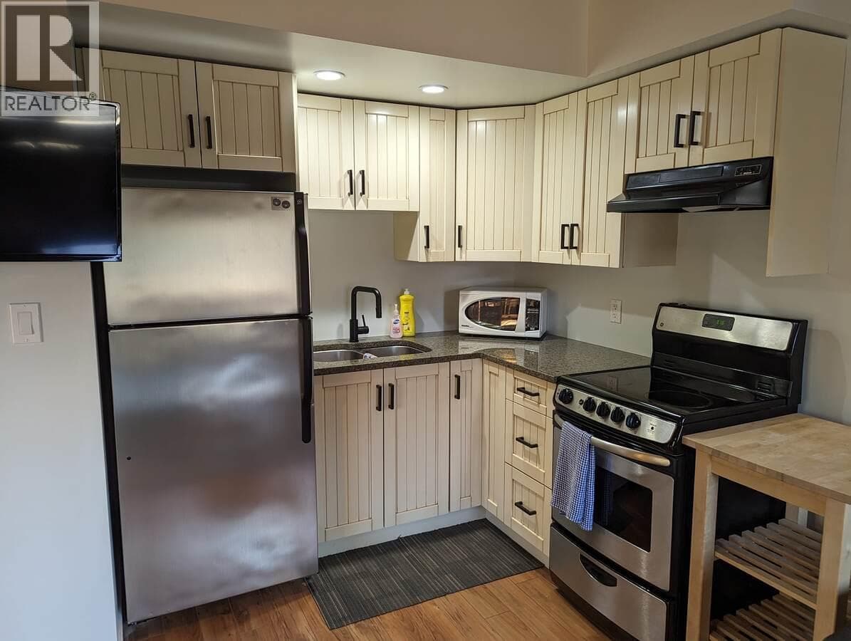 5485 LAKE LE JEUNE ROAD UNIT 22, Interior REALTORS® — photo 4