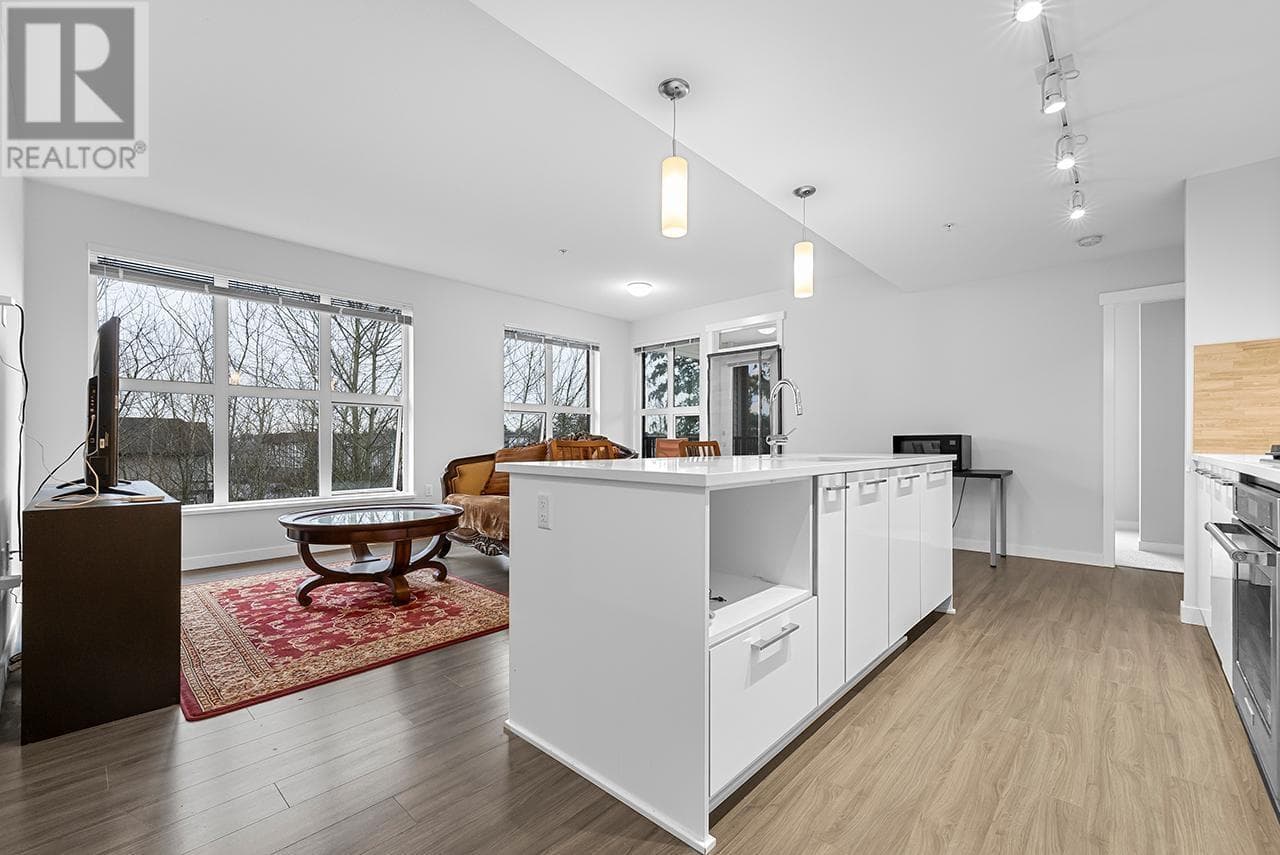 333 9551 ALEXANDRA ROAD, Greater Vancouver — photo 2