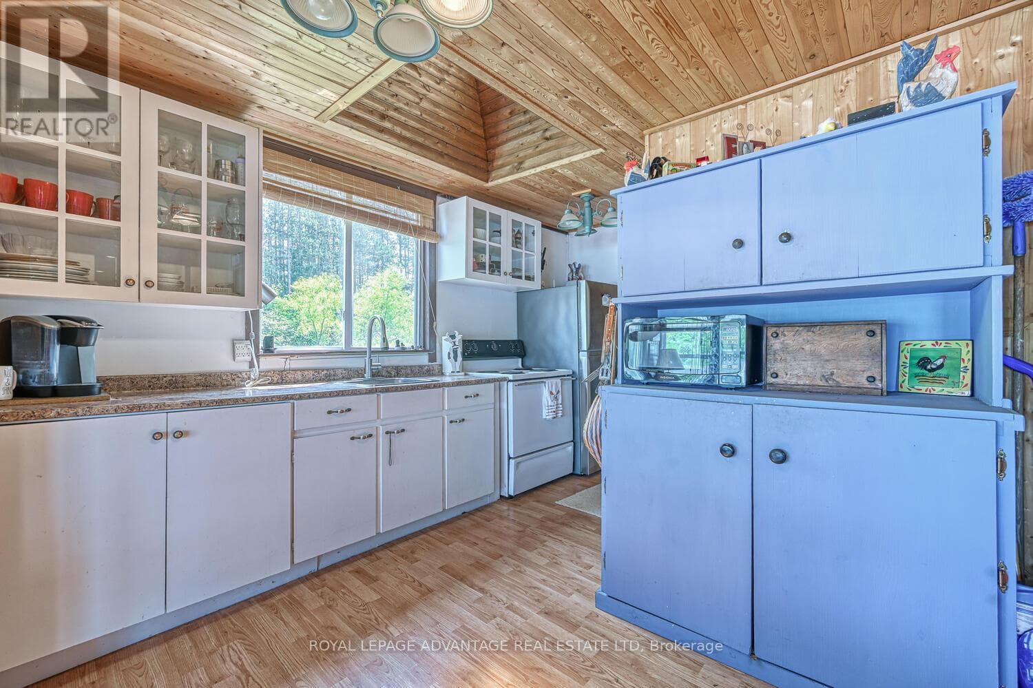832 KLON LANE, Rideau St.Lawrence — photo 4
