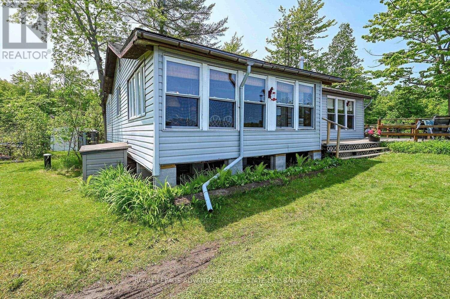 832 KLON LANE, Rideau St.Lawrence — photo 2