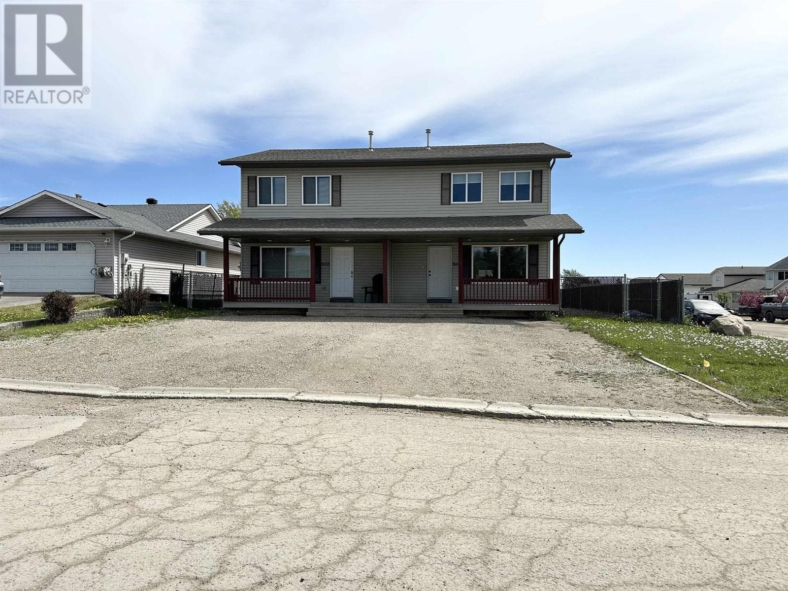 8903-8905 83A STREET in 