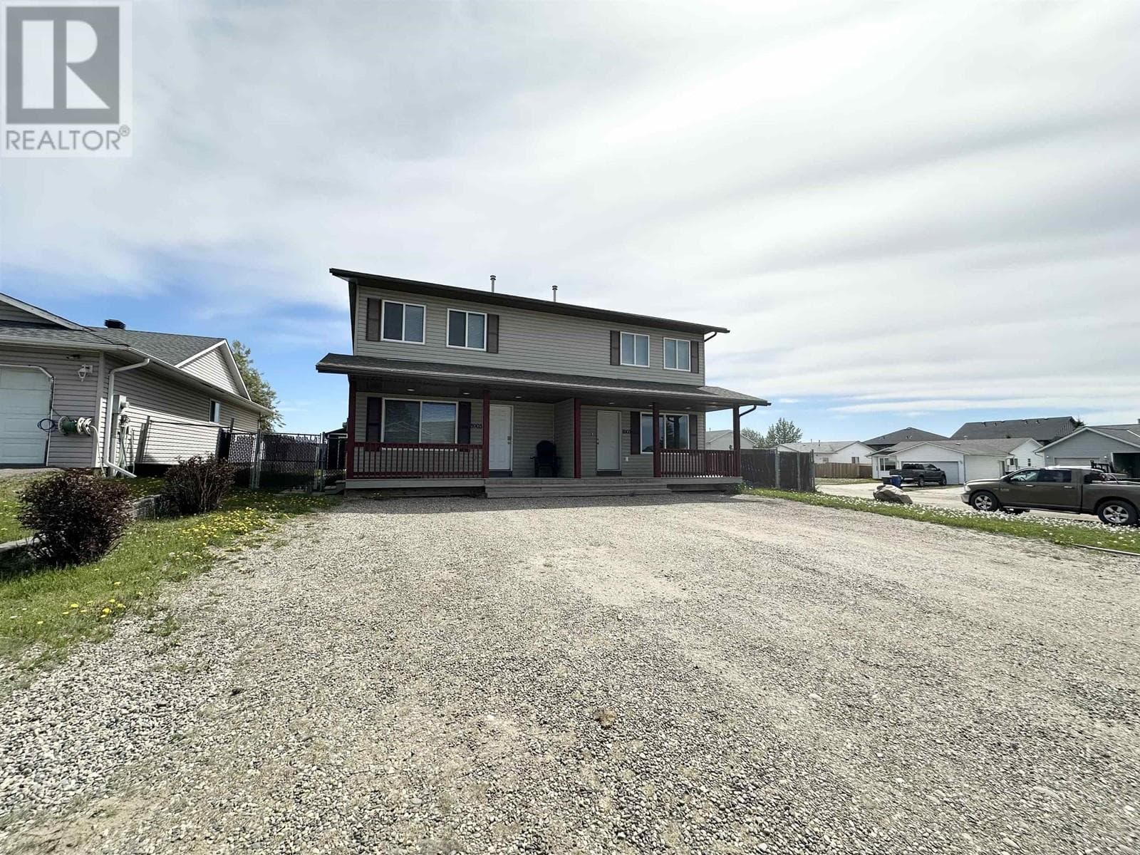 8903-8905 83A STREET — photo 2