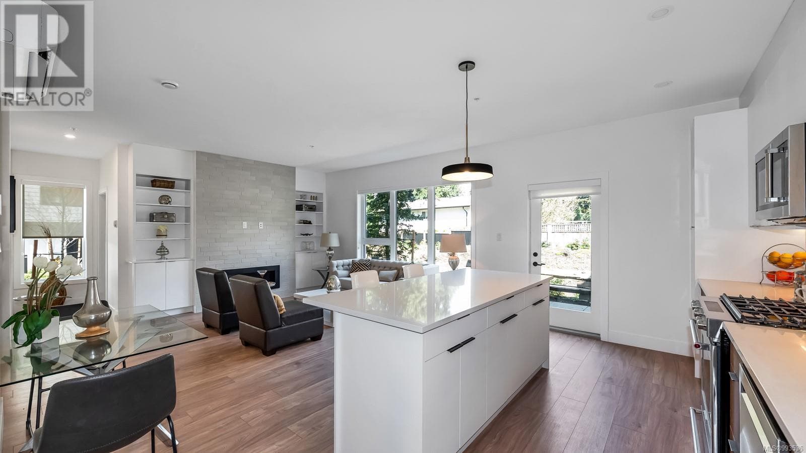10 2330 Sooke Rd, Victoria — photo 4