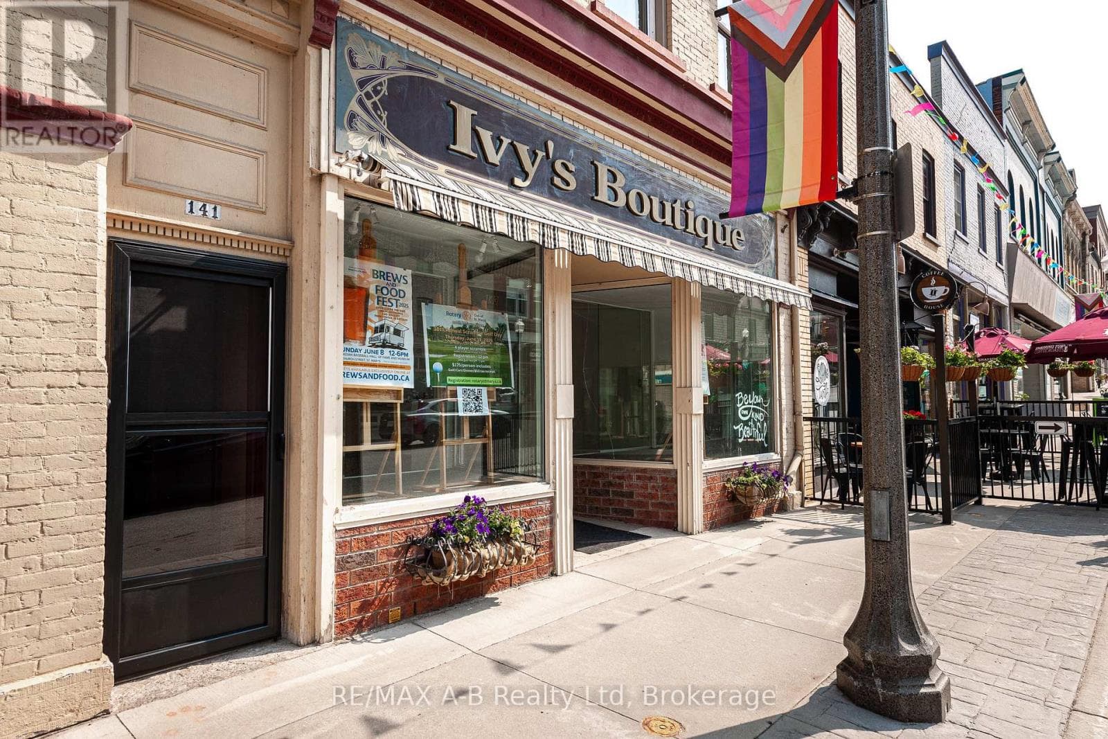 141-143 QUEEN STREET E, OnePoint — photo 4