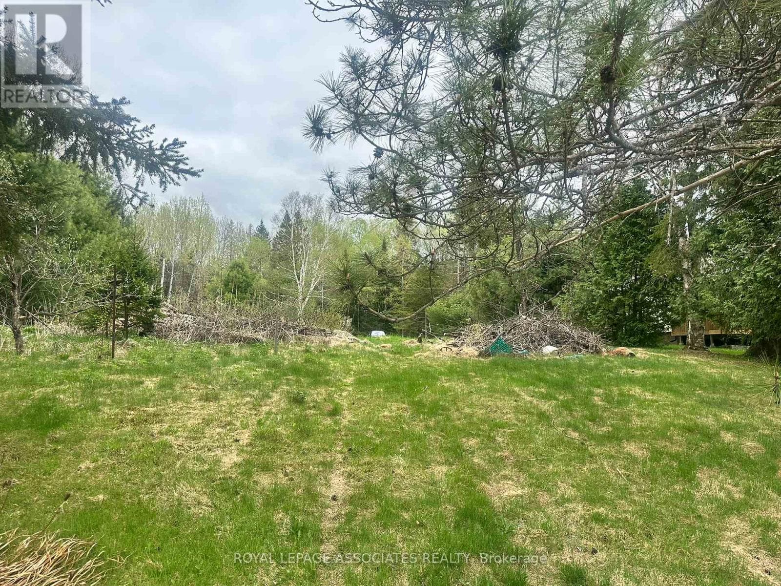 158 LAKEVIEW AVENUE in 