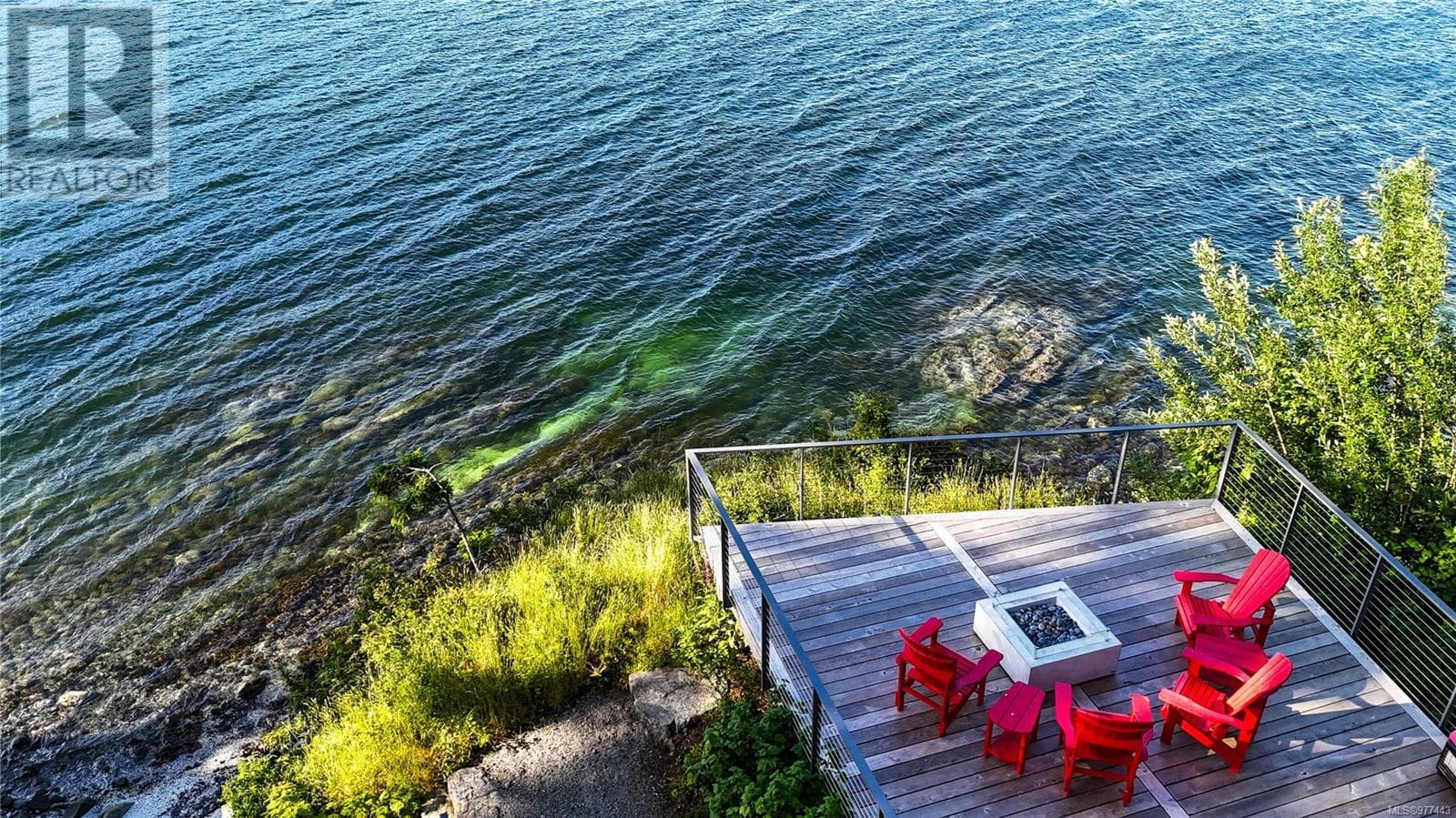848 LANDS END ROAD — photo 3
