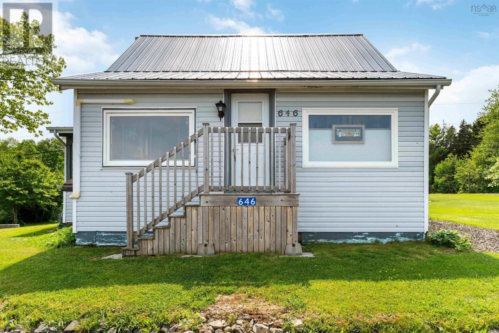 646 FRENCH ROAD in