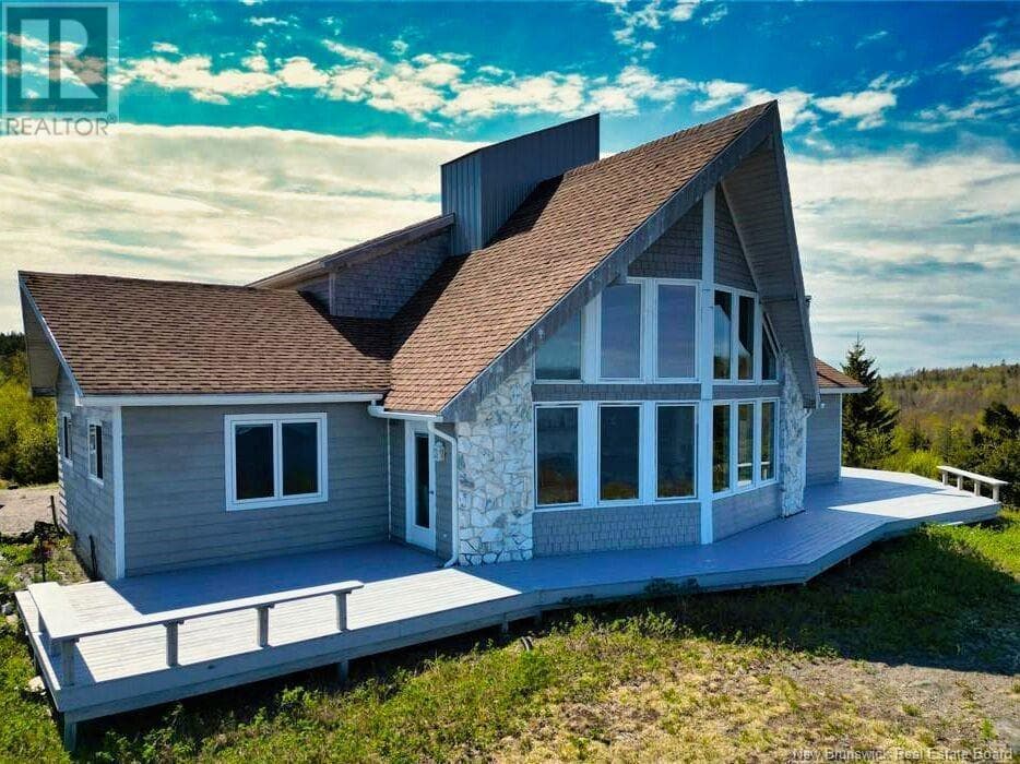 422 FUNDY DRIVE, New Brunswick — photo 2