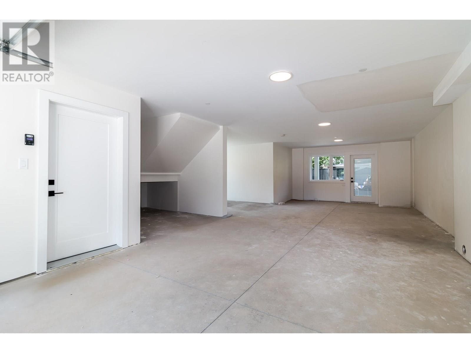 1108 MAGEE STREET, Greater Vancouver — photo 3