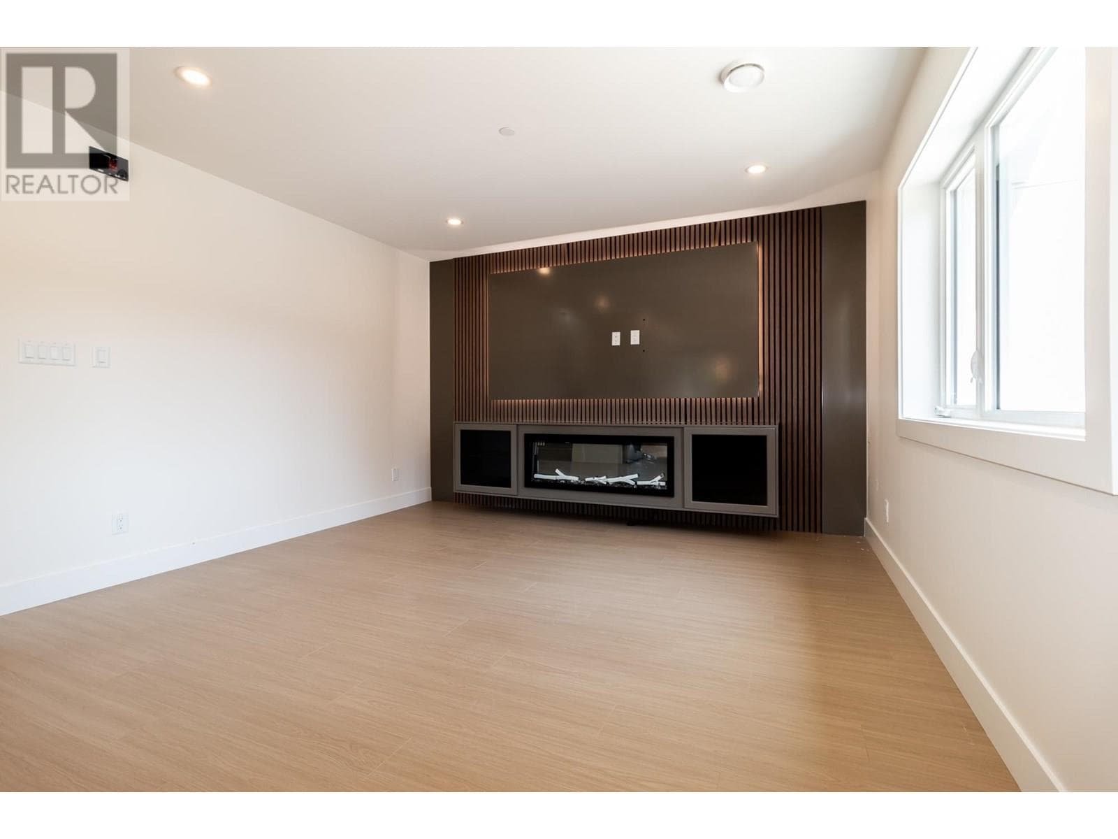 1108 MAGEE STREET, Greater Vancouver — photo 5