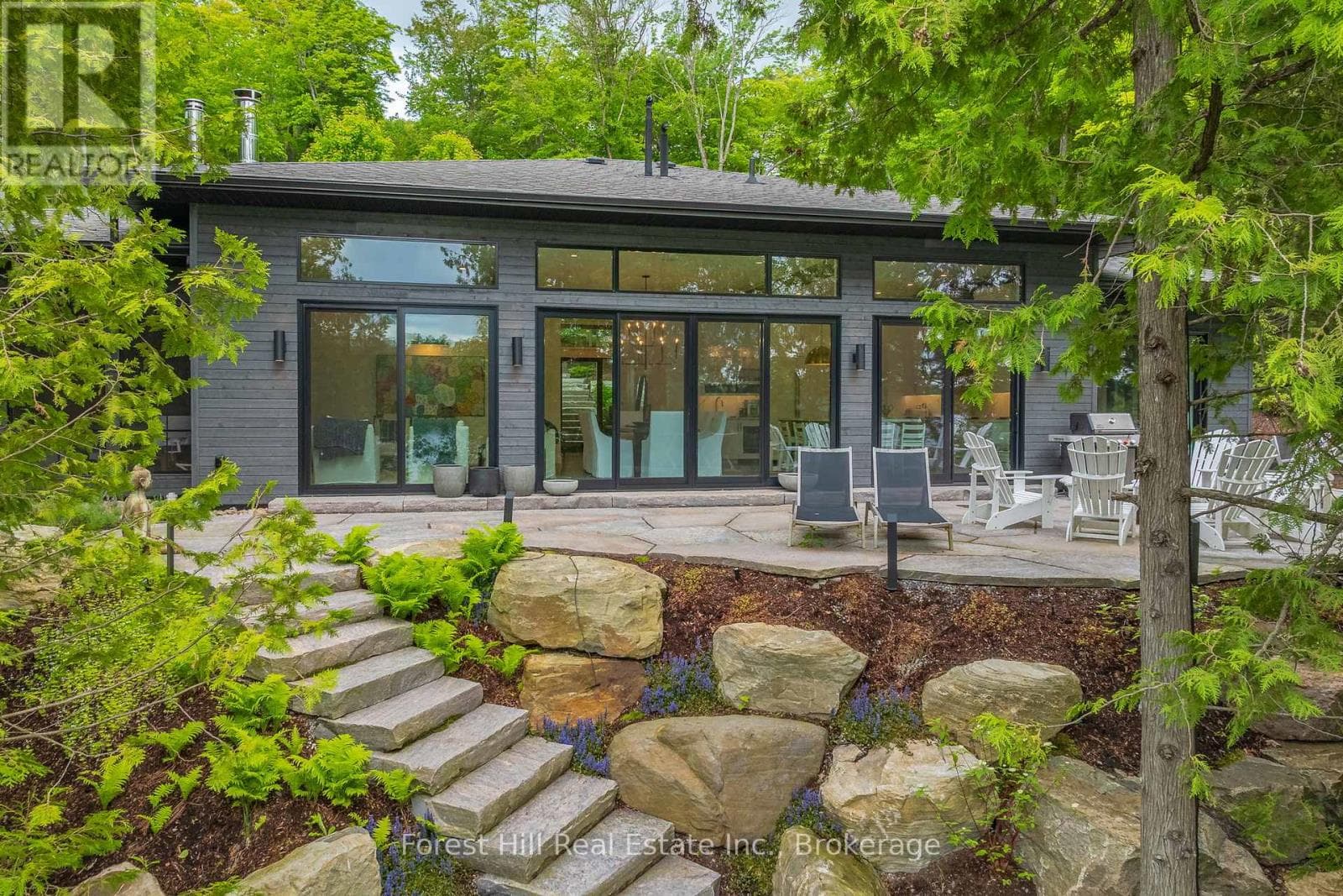 1100 CAPTAINS LANE in 