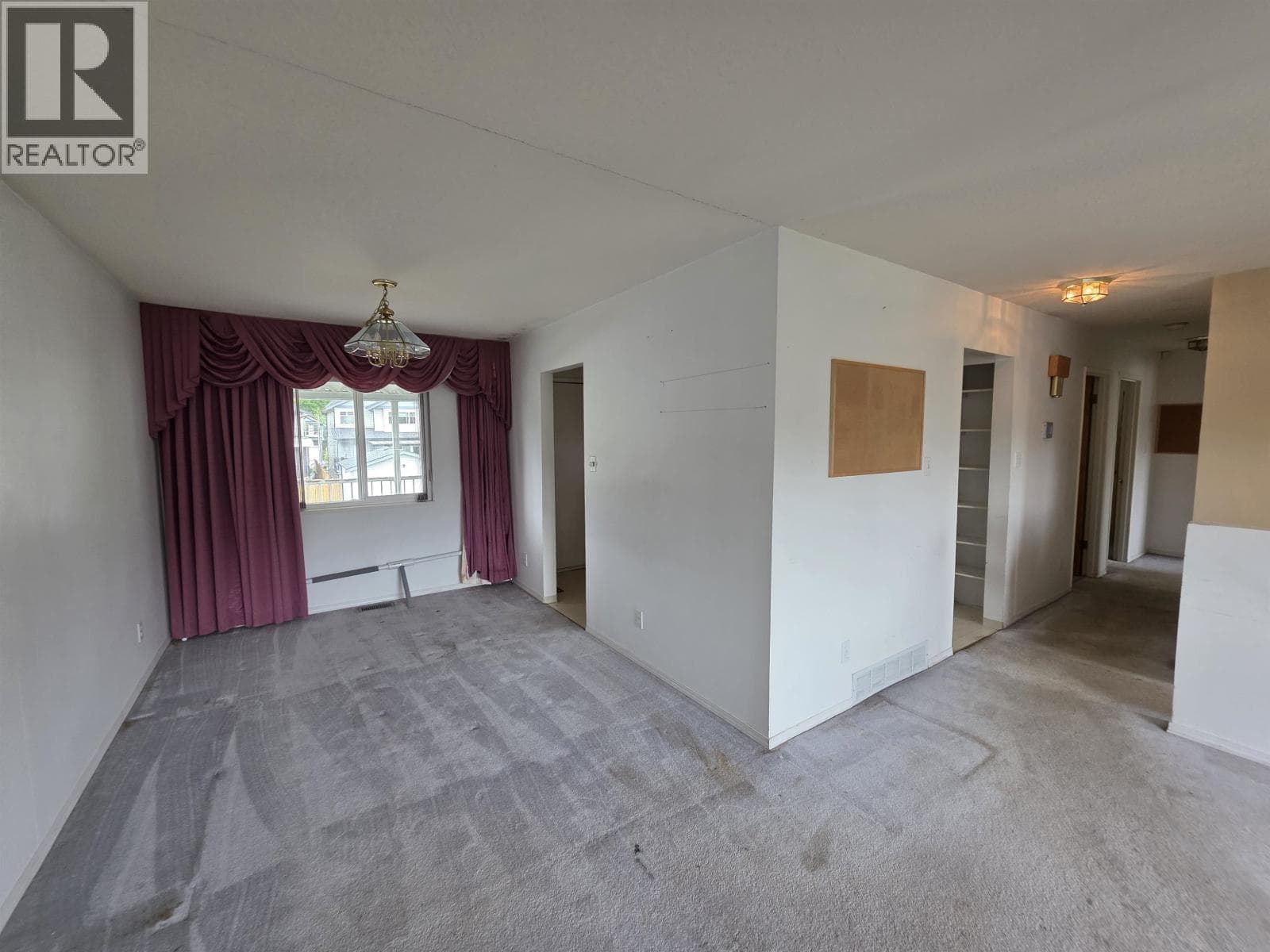 3141 JERVIS STREET, Greater Vancouver — photo 2