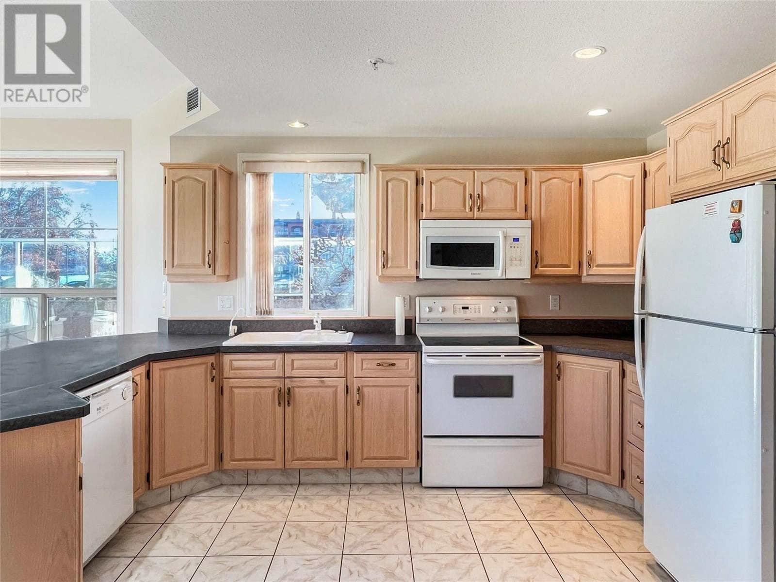 7801 SPARTAN DRIVE UNIT 116, Interior REALTORS® — photo 2